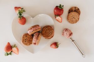 Vegane Backideen: Kuchen & Desserts ohne Ei und Milch