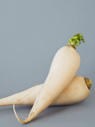 Rettich in der vegetarischen Ernährung: Schärfe, Gesundheit und Verwendung