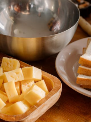 Vegane Käsealternativen: Von Cashew bis Kokosöl