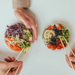 Omega-3-Mangel bei Vegetariern: Ursachen, Symptome und pflanzliche Lösungen