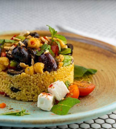 Kreative Salatideen mit Getreide und Hülsenfrüchten