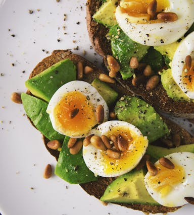 Avocado in der vegetarischen Ernährung: Gesundes Fett mit Mehrwert