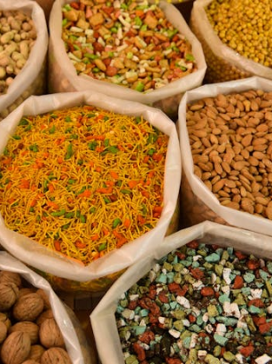 Nüsse und Samen für Veganer: Gesunde Fette und Mineralstoffe