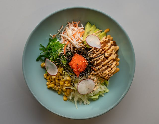 Rezepte für leichte Sommer-Bowls