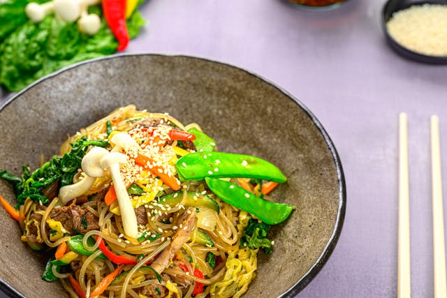 Zuckerschoten in der vegetarischen Ernährung: Knackige Nährstoffe und vielseitige Rezepte