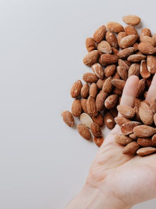 Mandeln für Veganer: Knackige Energiequelle