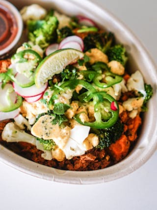 Bunte Bowls: Vielfalt in einer Schüssel