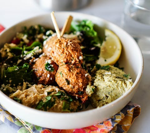 Falafel mit Hummus und Taboulé