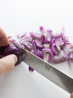 Zwiebeln in der vegetarischen Ernährung – Nährstoffe, Vorteile und vielseitige Rezeptideen