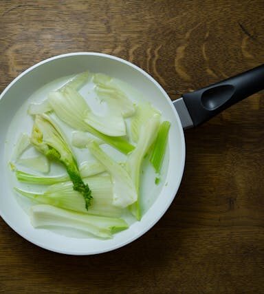 Fenchel in der vegetarischen Ernährung: Nährwerte, Wirkung und leckere Rezeptideen