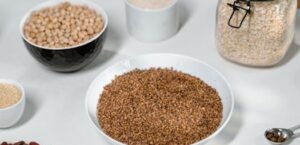 Buchweizen in der vegetarischen Ernährung: Glutenfreie Alternative, Vorteile und Rezepte