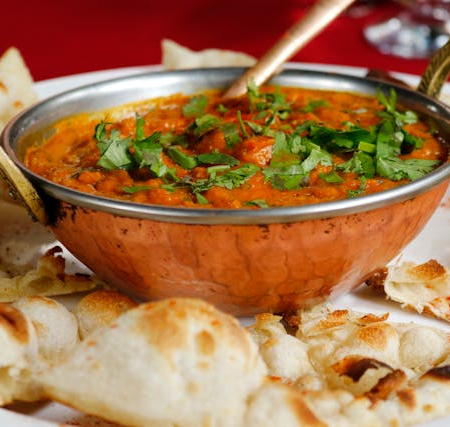 Süßkartoffel-Curry mit Kichererbsen