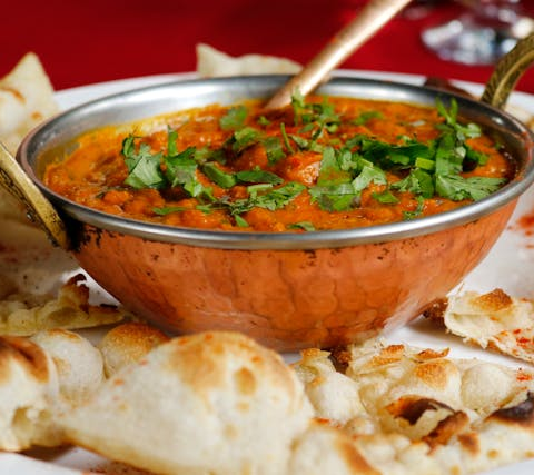 Süßkartoffel-Curry mit Kichererbsen