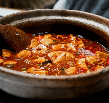 Veganes Tofu-Gulasch