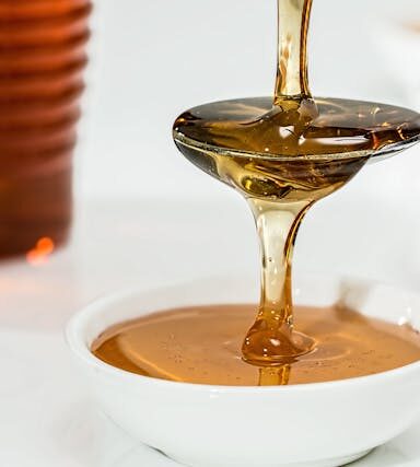 Honig in der vegetarischen Ernährung – Nährstoffe, Vorteile und Verwendungsideen