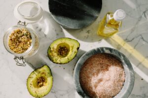 Avocadoöl in der vegetarischen Ernährung: Nährstoffe, Vorteile und Anwendung in der Küche