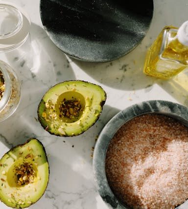 Avocadoöl in der vegetarischen Ernährung: Nährstoffe, Vorteile und Anwendung in der Küche