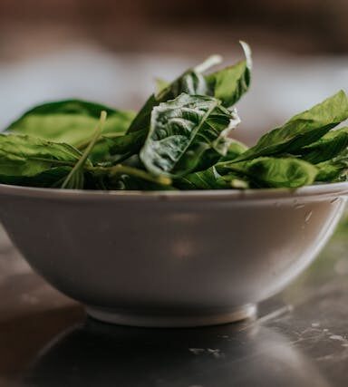 Spinat für Veganer: Eisenreiche Blattkraft