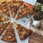 Gemüsetarte mit Zucchini und Tomaten