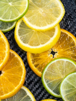 Zitronen in der vegetarischen Ernährung – Nährstoffe, Vorteile und frische Verwendungsideen