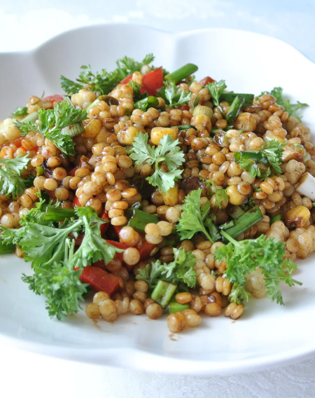 Linsensalat mit Ofengemüse und Senf-Dressing
