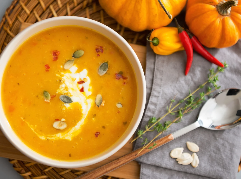 Kürbiscremesuppe mit Orange und Ingwer