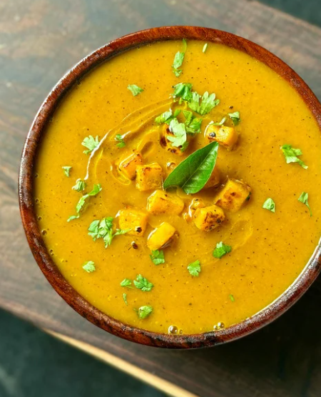 Kürbiscremesuppe mit Kokosmilch