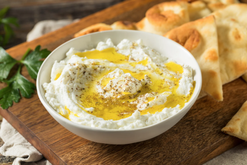 Kichererbsen-Joghurt-Dip mit Kreuzkümmel