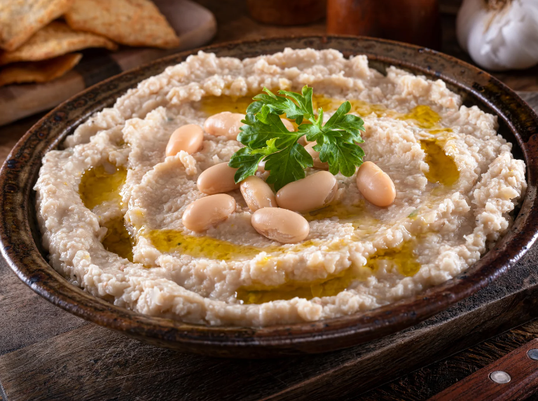 Weißbohnen-Dip mit Rosmarin & Zitrone