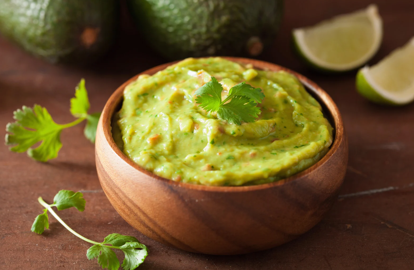 Avocado-Limetten-Dip