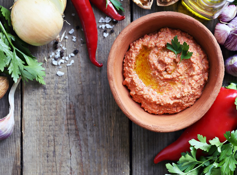 Gerösteter Paprika-Feta-Dip