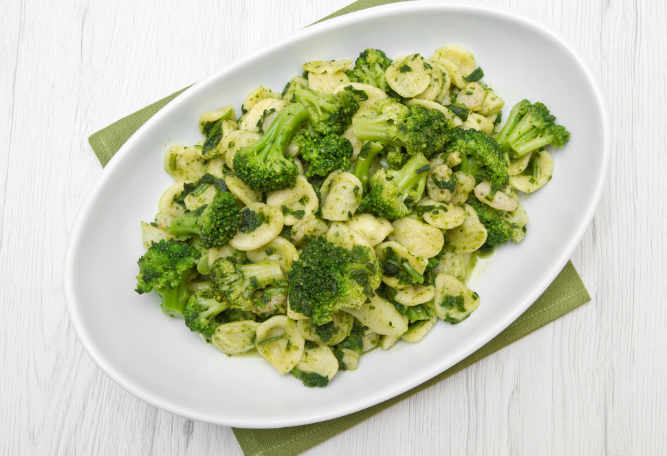 Pasta mit Brokkoli und Zitrone