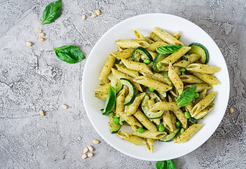 Pasta mit Zucchini und Zitronen-Olivenöl