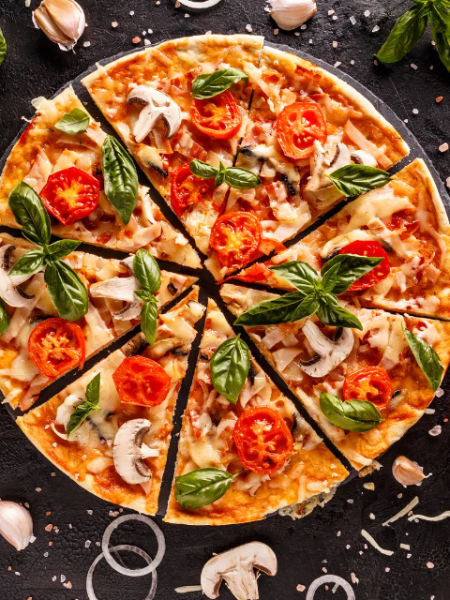 Pizza Funghi – mit Champignons und Mozzarella