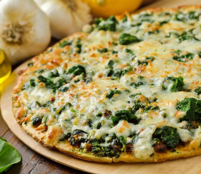 Pizza Spinaci – mit Spinat & Feta