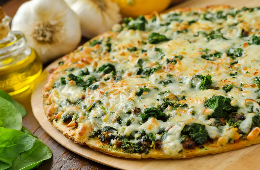 Pizza Spinaci – mit Spinat & Feta