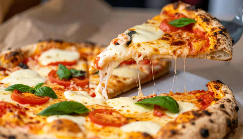 Pizza Caprese – mit Tomaten, Mozzarella & Basilikum