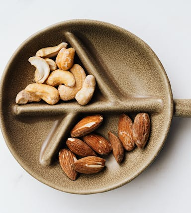 Pflanzliche Magnesiumquellen im Überblick: Mineralstoff für Muskeln und Nerven