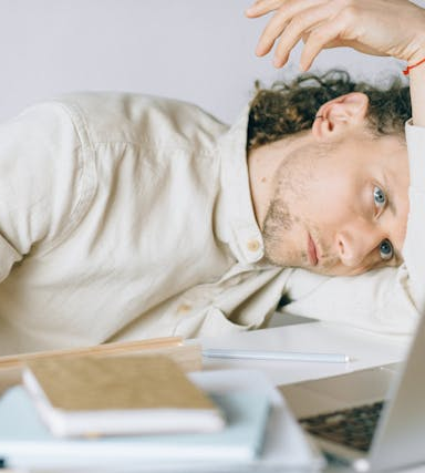 Omega-3-Mangel bei Vegetariern: Ursachen, Symptome und pflanzliche Lösungen