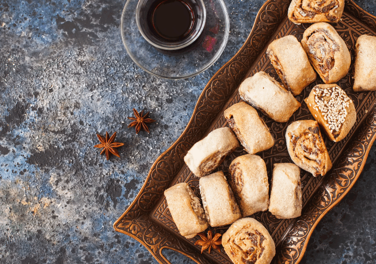 Dattel-Nuss-Röllchen – Süßes orientalisches Gebäck