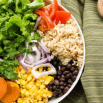 Süßkartoffel Bowl mit Schwarze Bohnen & Gemüse