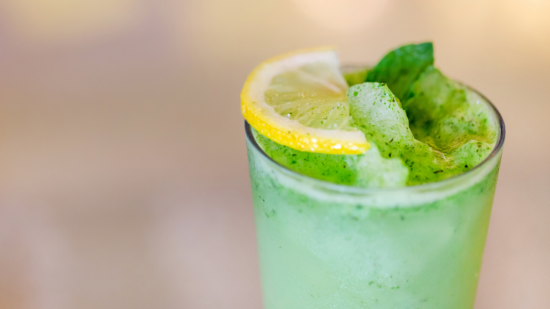 Zitronen-Minz-Smoothie – Frische Energie im Glas