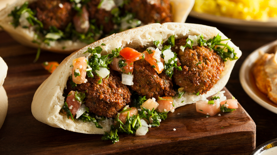 Falafel-Sandwich im Fladenbrot