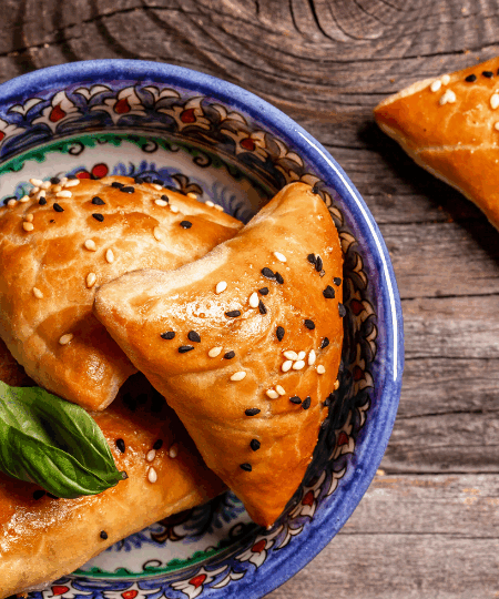 Spinat-Feta-Fatayer – Orientalische Teigtaschen