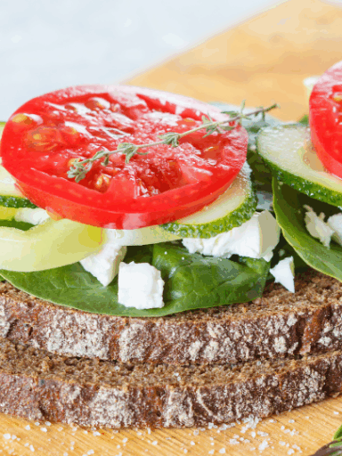 Spinat-Feta-Sandwich