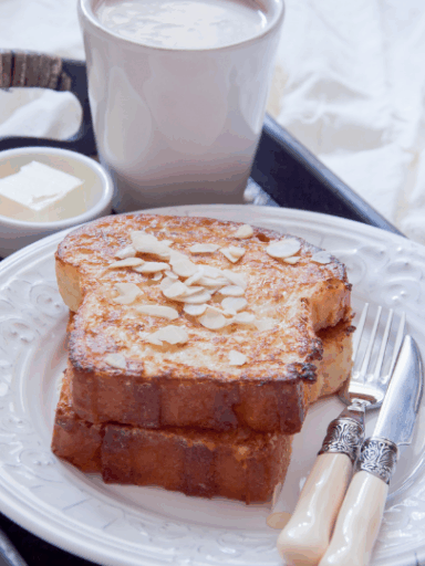 Veganes French Toast mit Mandelmilch