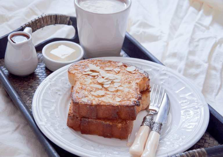Veganes French Toast mit Mandelmilch
