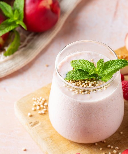 Pfirsich-Himbeer-Smoothie mit Mandelmilch