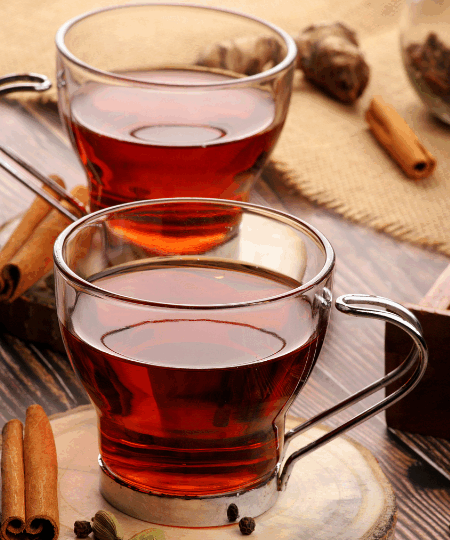 Arabischer Kardamom-Zimt-Tee