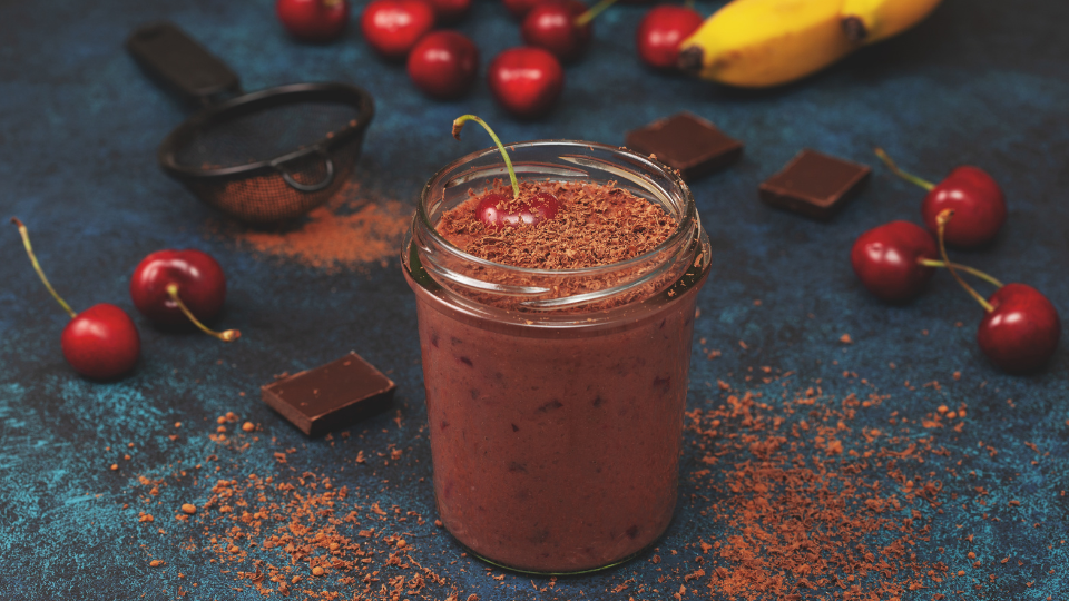 Schoko-Kirsch-Smoothie mit Haferdrink